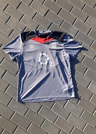 Футбольна форма umbro