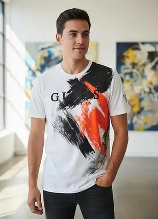 Футболка чоловіча guess