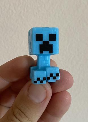 Іграшка kinder joy minecraft кріпер