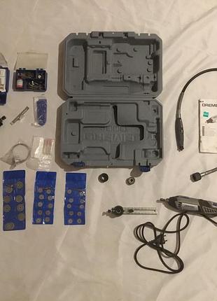 Dremel 4000 — багатофункціональний гравер з набором аксесуарів