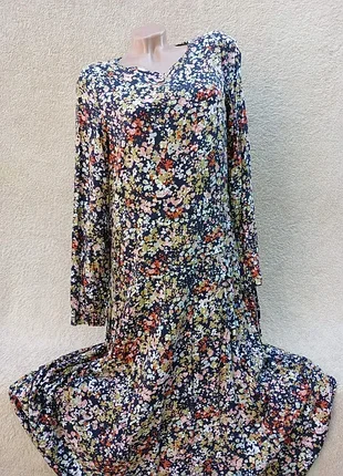 Платье тонкое,р42-44💐💐💐