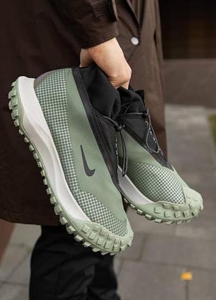 Nike acg mountain fly gore-tex green black