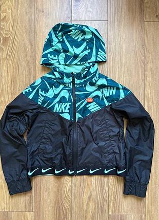 Nike вітровка на дівчинку