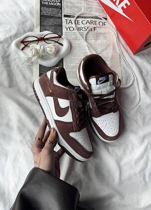 Nike sb dunk low sail red sepia-metallic gold