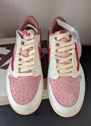 Кросівки жіночі nike air jordan 1 low x travis scott рожеві / білі / червоні