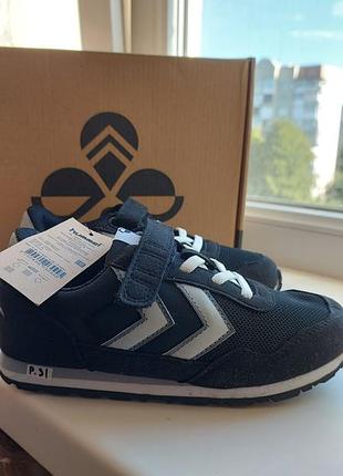 Кросівки hummel