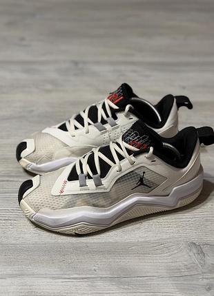 Баскетбольні кросівки nike air jordan one take 4 оригінал р41