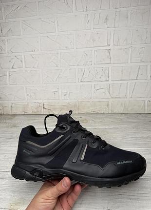 Черные кроссовки mammut ultimate pro low gtx gore-tex
