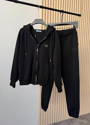 Чорний спортивний костюм prada зіп кофта з капюшоном та штани на шнурку