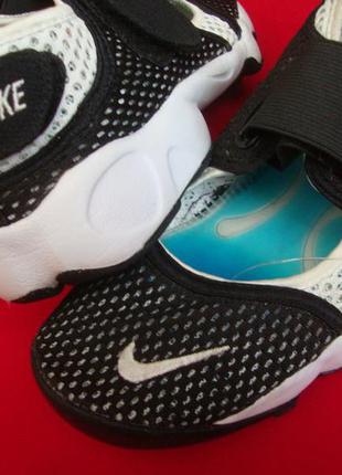 Кросівки сандалі nike rift оригінал 36 розм3 фото