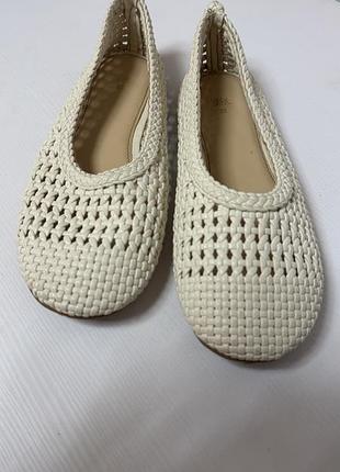 Туфлі zara 33