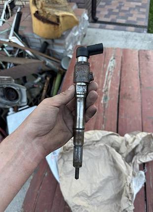Форсунка паливна volkswagen 1.6 03l130277b під ремонт пеза клапана