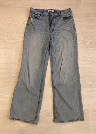 Джинси з потертостями йstradivarius, eur 42