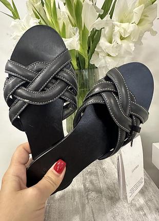Шкіряні шльопки mango 35,38