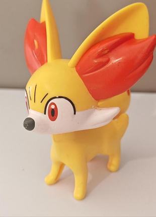 Pokémon fennekin figure mcdonalds