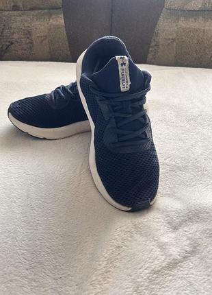 Кросівки чоловічі under armour pursuit