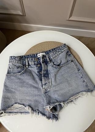 Шорти zara