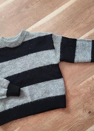 Свитер в полоску от primark на 7-8 лет