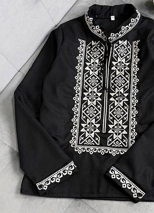 Стильна вишиванка для хлопчика