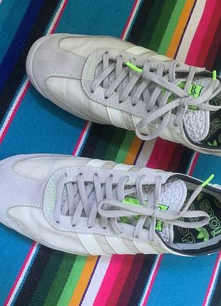 Кросівки adidas 39 р. на 24,5