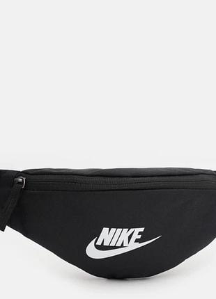 Nike бананка