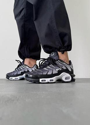 Кроссовки мужские nike air max tn plus black/metallic silver