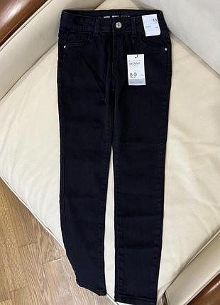 Джинси чорні skinny  mid rise denim co 8-9 років ріст 134 дов 78, крок 57.5, пояс 30, є утяжка