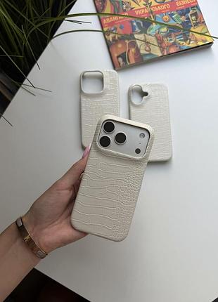 Чохол iphone white snake leather 16 pro