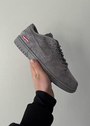 Кросівки жіночі nike sb dunk x supreme grey