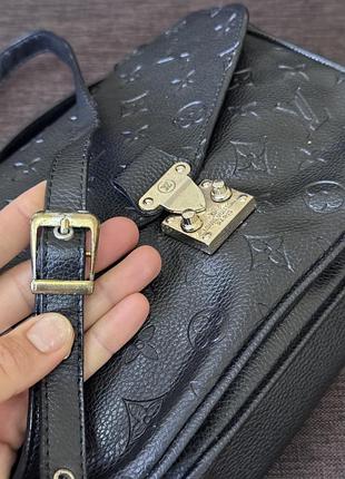 Чорна сумка louis  vuitton 5
