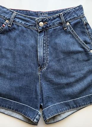 Жіночі шорти tommy hilfiger розмір 27 (s)