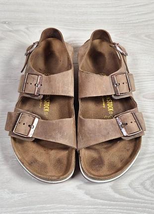 Шкіряні жіночі босоніжки на пряжках birkenstock milano оригінал, розмір 39