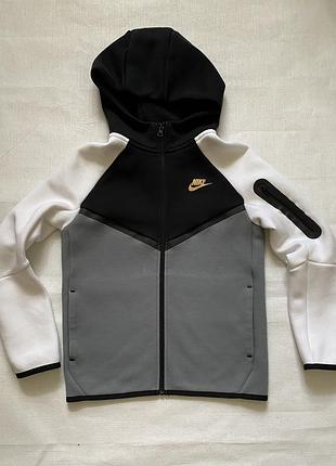 Детская зипка толстовка nike sportswear tech fleece. на рост 147-158см на 11-13 лет