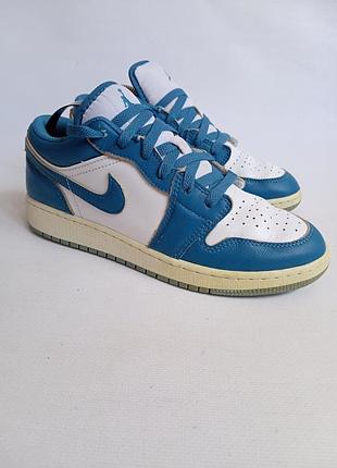 Шкіряні кросівки nike dunk