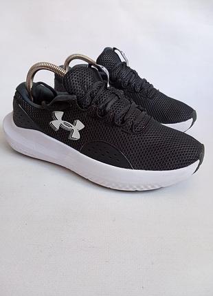 Кросівки under armour