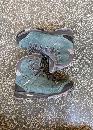 Женские трекинговые ботинки lowa mangart BSDx mid w