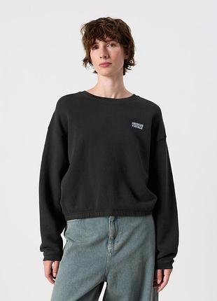 Графитовый серый укороченный свитшот модели izubird от бренда american vintage