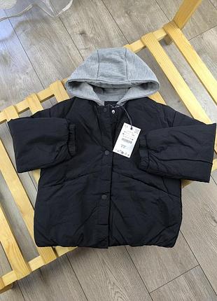 Осіння куртка zara