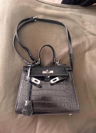 Жіноча сумка в стилі hermes