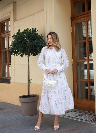 Легка шифонова сукня міді