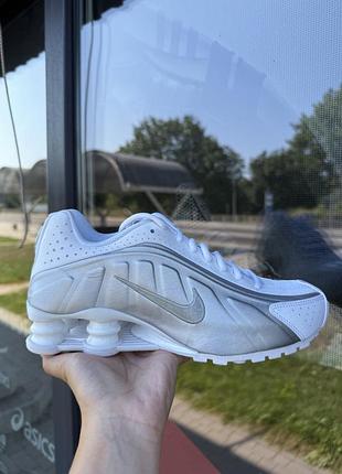 Кросівки nike shox r4 big(оригінал)cw2626-101