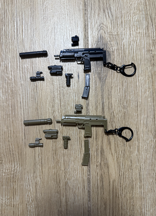 Брелок узи (uzi) | брелок на ключе в виде автомата узе в милитари стиле (разные цвета)