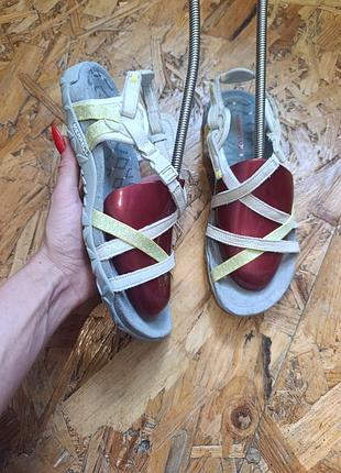 Оригинальные частично кожаные трекинговые сандалии сандалии merrell