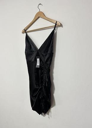 Нова атласна сукня nasty gal🌿
