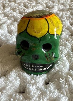 Оригинальный мексиканский череп калавера (cancun, mexico) керамика 6,5 см