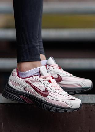 Initiator pink black burgundy