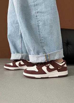 Кросівки жіночі nike sb dunk low sail red sepia/metallic gold
