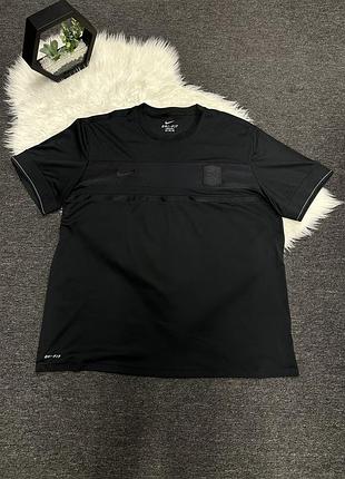 Чорна гостьова футболка norway 2026 stadium away від бренду nike з технологією dri-fit та монохромною емблемою збірної норвегії.
