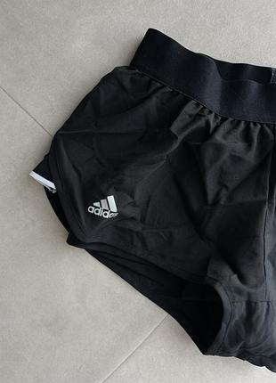 Спортивні бігові шорти adidas