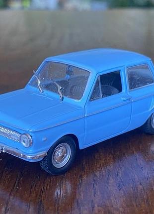 Модель автомобіля-968 1:43 deagostini